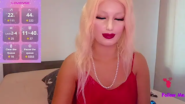 rosebelle11111 online show from June 18, 6:12 am
