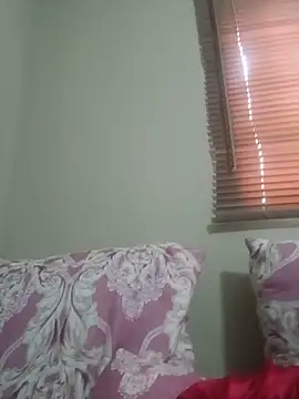 queenxdede online show from June 10, 6:36 am