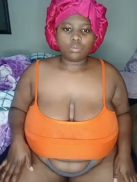 queenxdede online show from May 15, 3:59 am