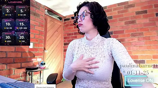 Snapshot of paulinabarnett- chatting on November 2, 2:38 am paulinabarnett- online show from November 2, 2:38 am