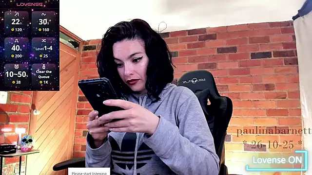 Snapshot of paulinabarnett- chatting on October 27, 2:40 pm paulinabarnett- online show from October 27, 2:40 pm