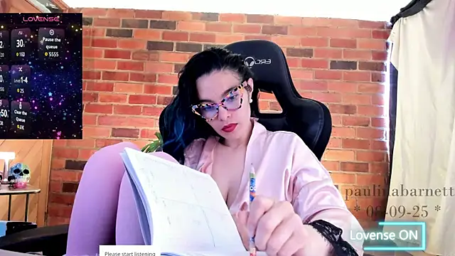 Snapshot of paulinabarnett- chatting on September 8, 2:16 pm paulinabarnett- online show from September 8, 2:16 pm