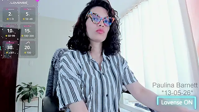 Snapshot of paulinabarnett- chatting on May 13, 4:58 pm paulinabarnett- online show from May 13, 4:58 pm