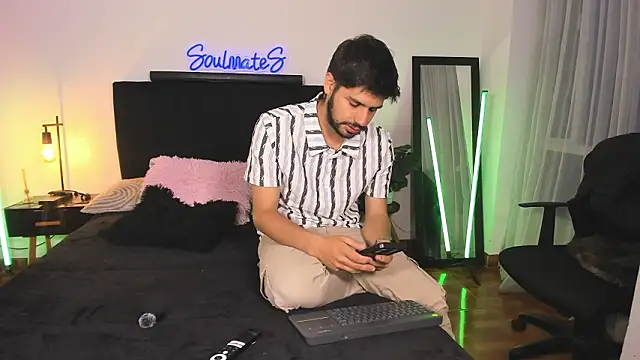 -soulmate-s online show from January 19, 1:15 pm