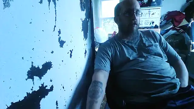 slickwill123 online show from April 17, 8:55 pm