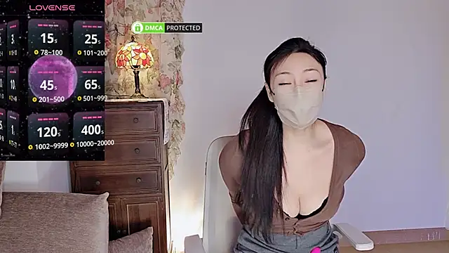 L-Moonlight online show from January 4, 8:06 am