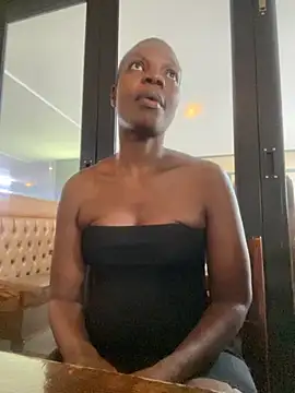 Cocowett online show from November 15, 3:27 pm