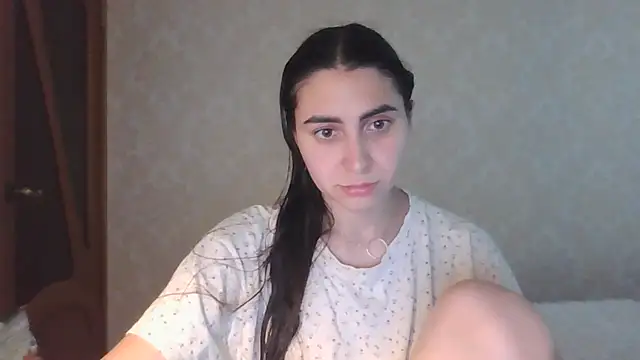 Snapshot of Kashtanka_ chatting on June 15, 10:48 am Kashtanka online show from June 15, 10:48 am