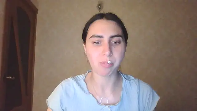 Snapshot of Kashtanka_ chatting on June 9, 7:48 pm Kashtanka online show from June 9, 7:48 pm