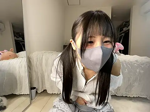 Snapshot of --Kokone-- chatting on February 8, 1:11 pm --Kokone-- online show from February 8, 1:11 pm