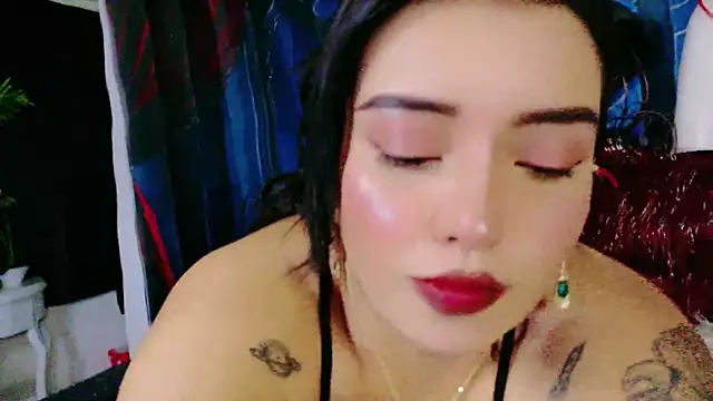 MeliizaQueen online show from April 22, 12:56 pm
