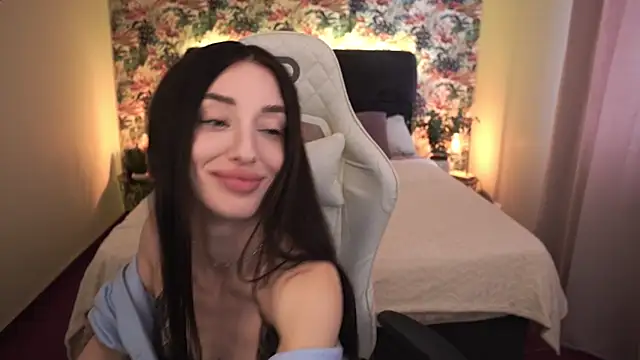 Snapshot of Alice_Arwen chatting on March 16, 11:38 am Alice Arwen online show from March 16, 11:38 am