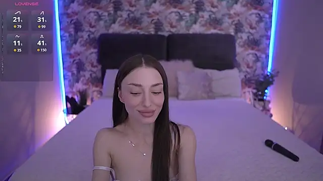 Alice Arwen online show from April 27, 1:53 pm