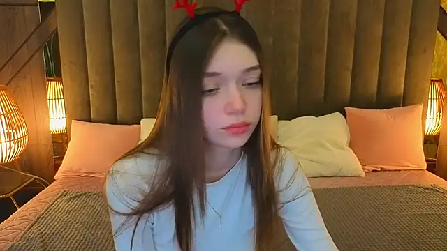 Snapshot of Cherry_Wipe chatting on November 20, 7:42 am Cherry Wipe online show from November 20, 7:42 am