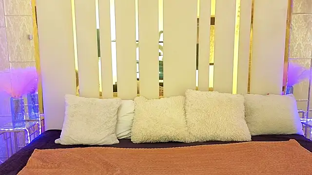 Cherry Wipe online show from April 14, 6:18 am