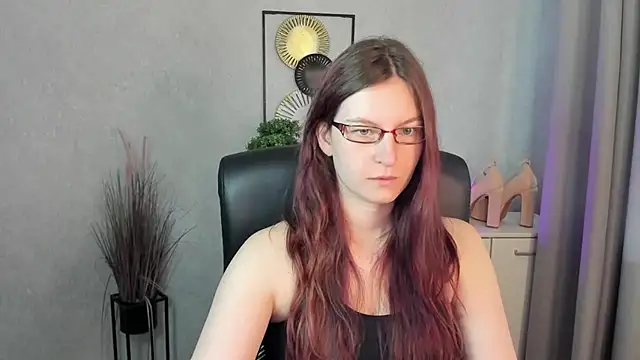 Snapshot of emmaxDelight chatting on July 7, 6:27 am emmaxDelight online show from July 7, 6:27 am