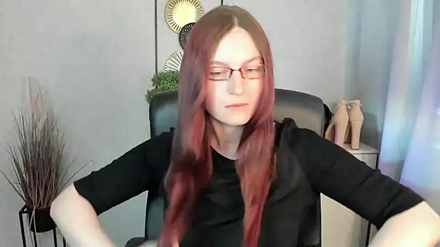 Snapshot of emmaxDelight chatting on June 25, 5:23 am emmaxDelight online show from June 25, 5:23 am
