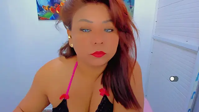 Snapshot of victoria_love89 chatting on June 25, 2:53 am victoria love89 online show from June 25, 2:53 am