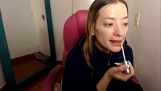 zoe jones13 online show from July 18, 3:59 am