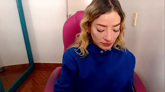 zoe jones13 online show from July 21, 2:03 am