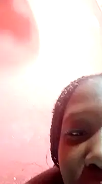 Snapshot of Oana22 chatting on March 6, 6:19 am Oana22 online show from March 6, 6:19 am