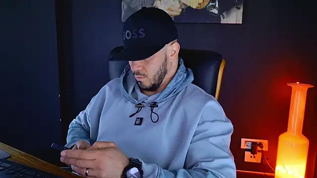 AngeloEric online show from March 19, 6:03 am