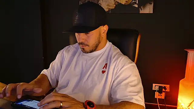 AngeloEric online show from September 29, 6:42 am