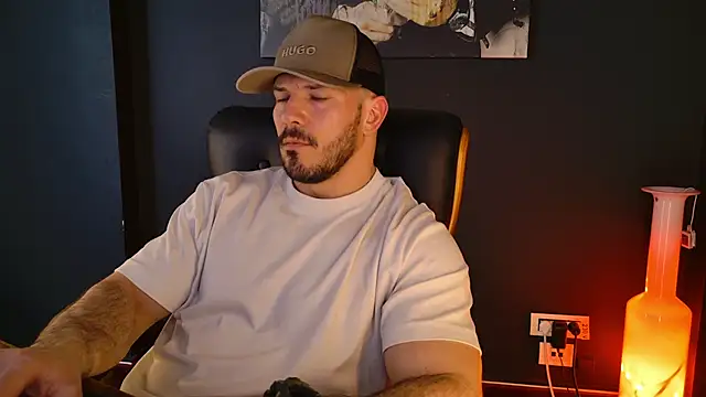 AngeloEric online show from March 25, 12:37 pm