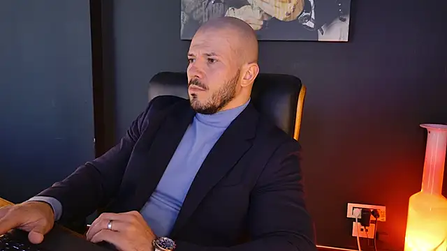 AngeloEric online show from November 24, 11:43 am