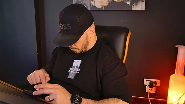 AngeloEric online show from April 7, 12:29 pm