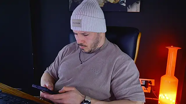 AngeloEric online show from February 13, 10:34 am