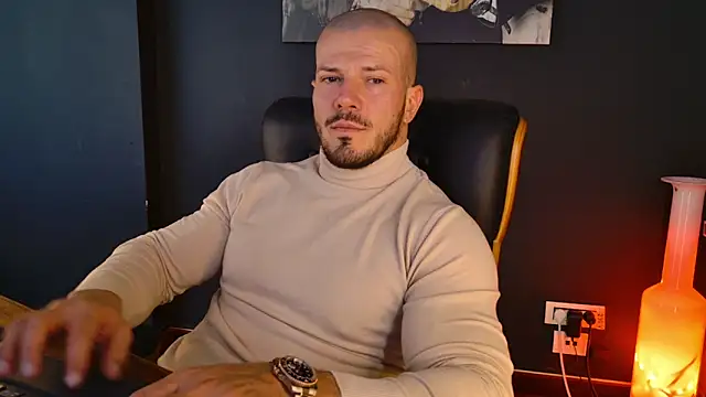 AngeloEric online show from October 21, 10:47 am