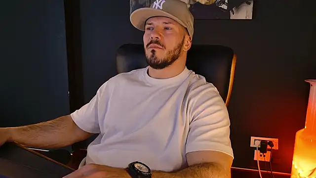 AngeloEric online show from March 14, 9:37 am