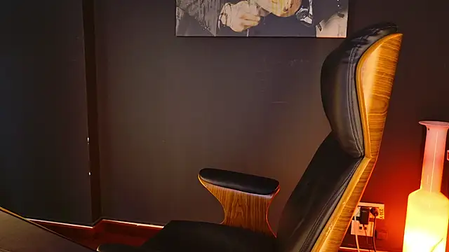 AngeloEric online show from February 6, 11:17 am