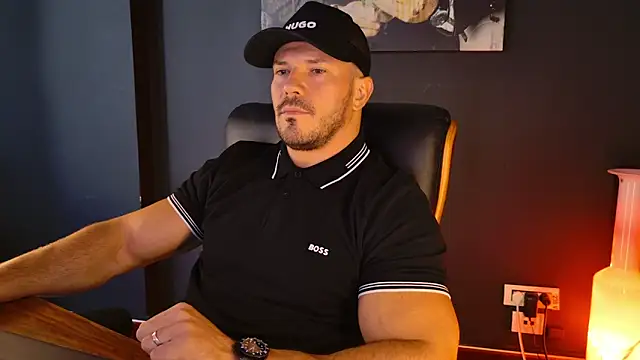 AngeloEric online show from September 28, 9:05 am