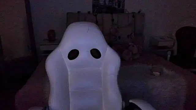 Snapshot of zoe_turnner_18 chatting on November 21, 11:42 am zoe turnner 18 online show from November 21, 11:42 am