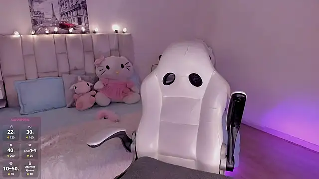 zoe turnner 18 online show from February 19, 11:29 am