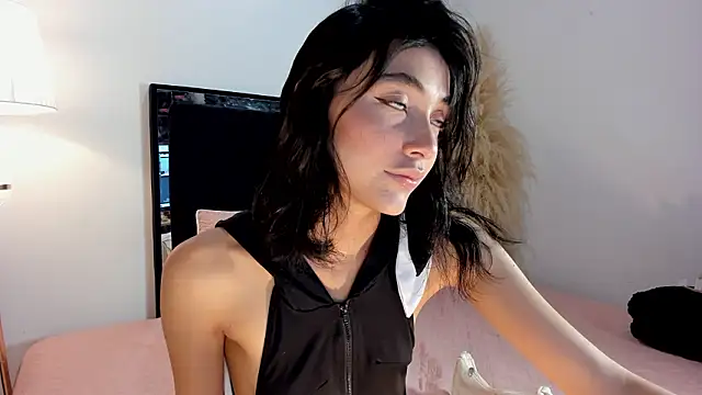 lilithTeen1  online show from March 6, 3:34 am