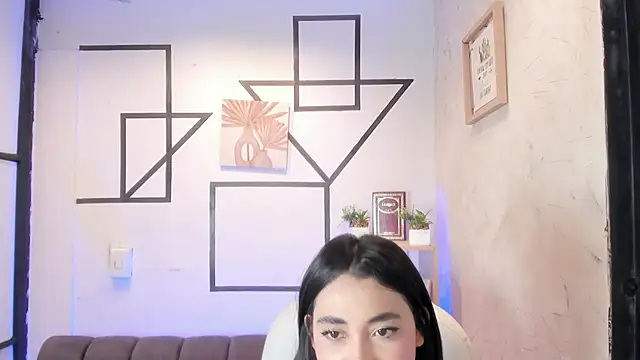 Snapshot of lilithTeen1_ chatting on March 12, 6:40 am lilithTeen1 online show from March 12, 6:40 am