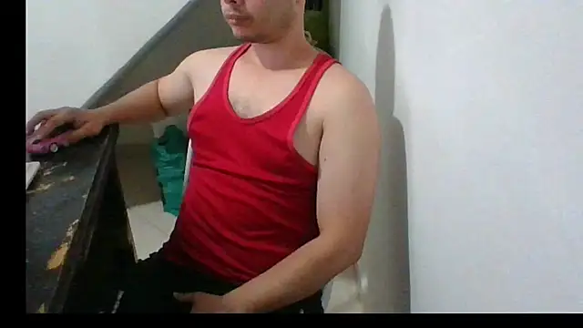 Snapshot of Gasparin32 chatting on May 22, 10:30 pm Gasparin32 online show from May 22, 10:30 pm