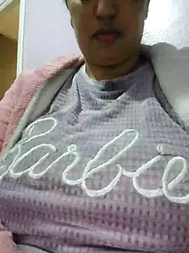 Snapshot of jijijoudia chatting on December 7, 6:21 pm jijijoudia online show from December 7, 6:21 pm