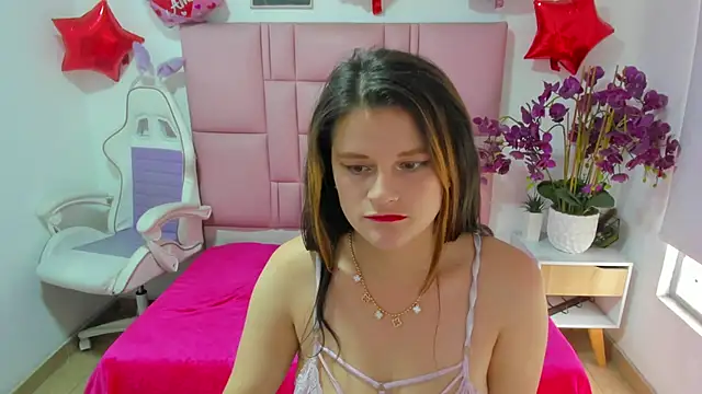 Lina Castle online show from May 29, 4:02 pm