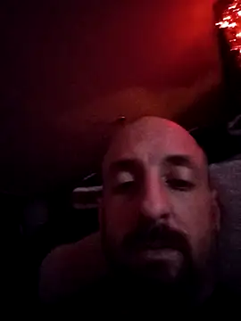 Snapshot of armdy371 chatting on December 15, 7:25 am armdy371 online show from December 15, 7:25 am