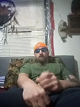 Snapshot of armdy371 chatting on May 3, 11:19 pm armdy371 online show from May 3, 11:19 pm