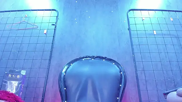 Carolina Arias online show from December 19, 8:44 pm