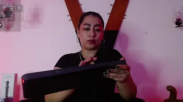 Snapshot of Carolina_Arias chatting on September 15, 4:51 pm Carolina Arias online show from September 15, 4:51 pm