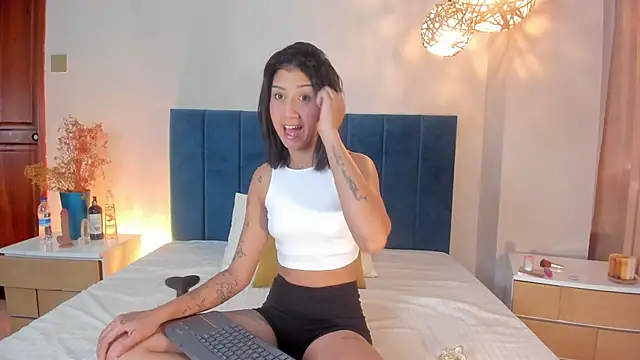 MelissaFoxx online show from May 7, 12:19 pm