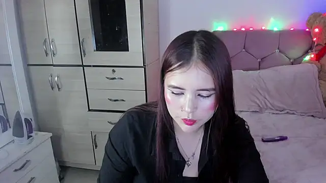 hotbbc wife online show from February 17, 11:00 pm