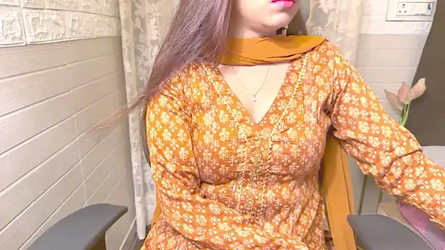 Your Sassy Goddess online show from March 19, 4:45 pm