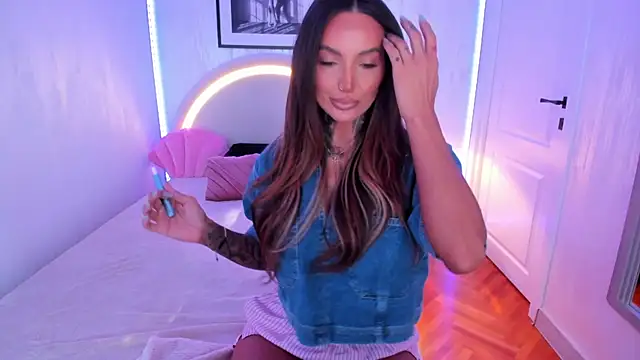 NatalyThorn88 online show from June 6, 4:39 am